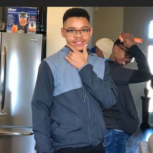 Meet your Posher, Obie